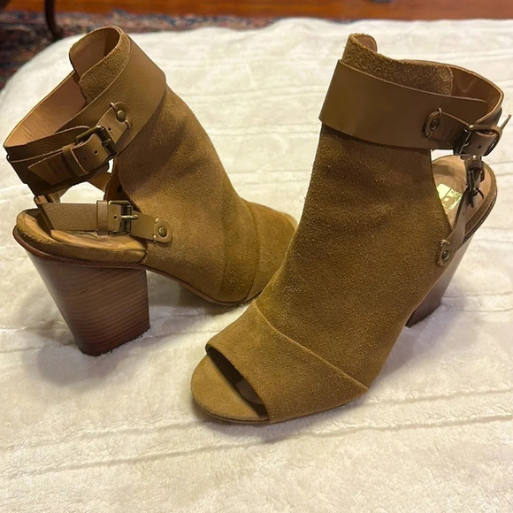 Joe’s Jeans Suede heels - brown suede size 8.5 - Picture 1 of 9